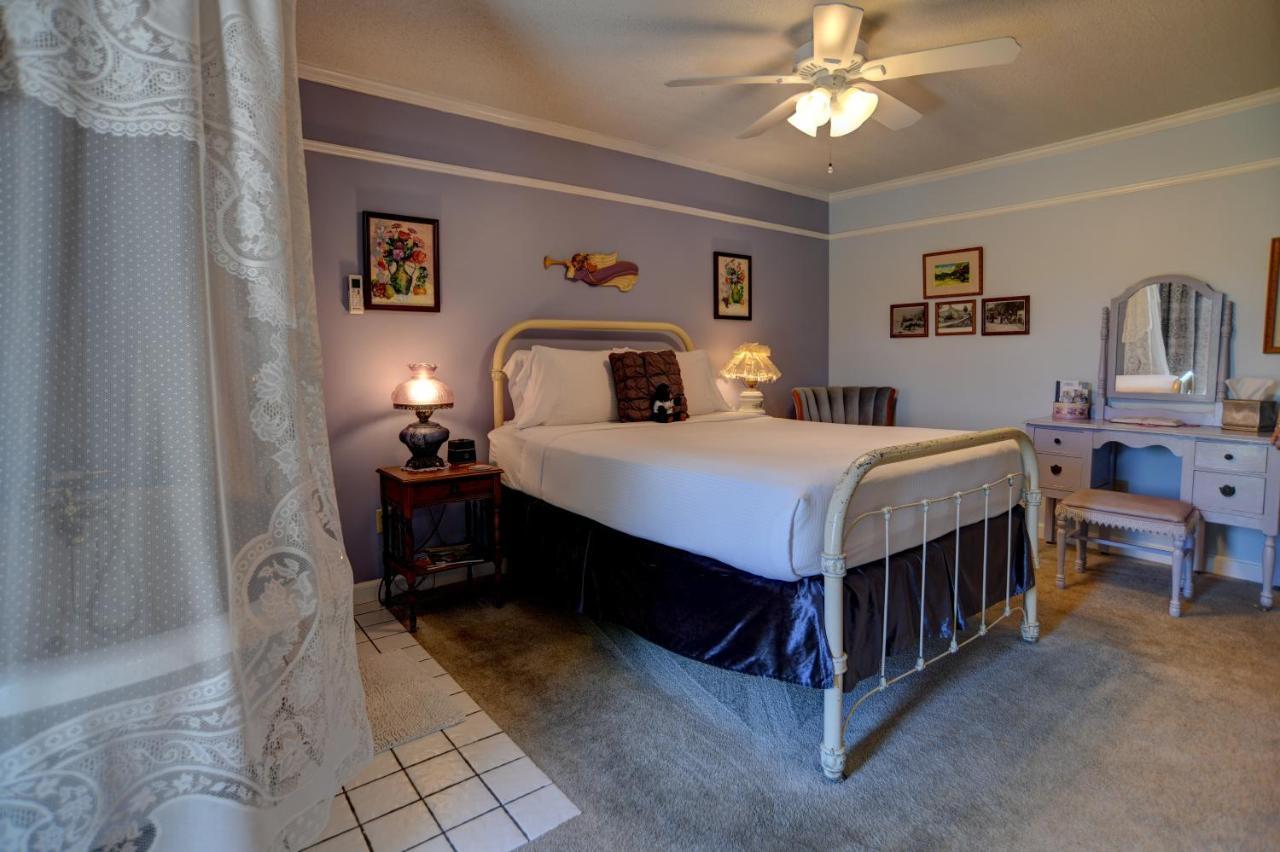 Blue Mountain Mist Country Inn Sevierville Exterior photo
